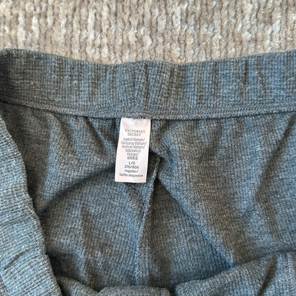 Victorias Secret Grey Lounge Set - Picture 9 of 10